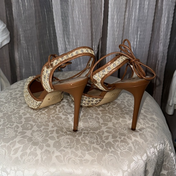 Stilleto point toe heels - Picture 3 of 3